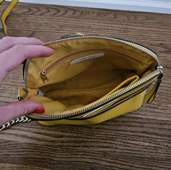 Cross body bag - Picture 3 of 7